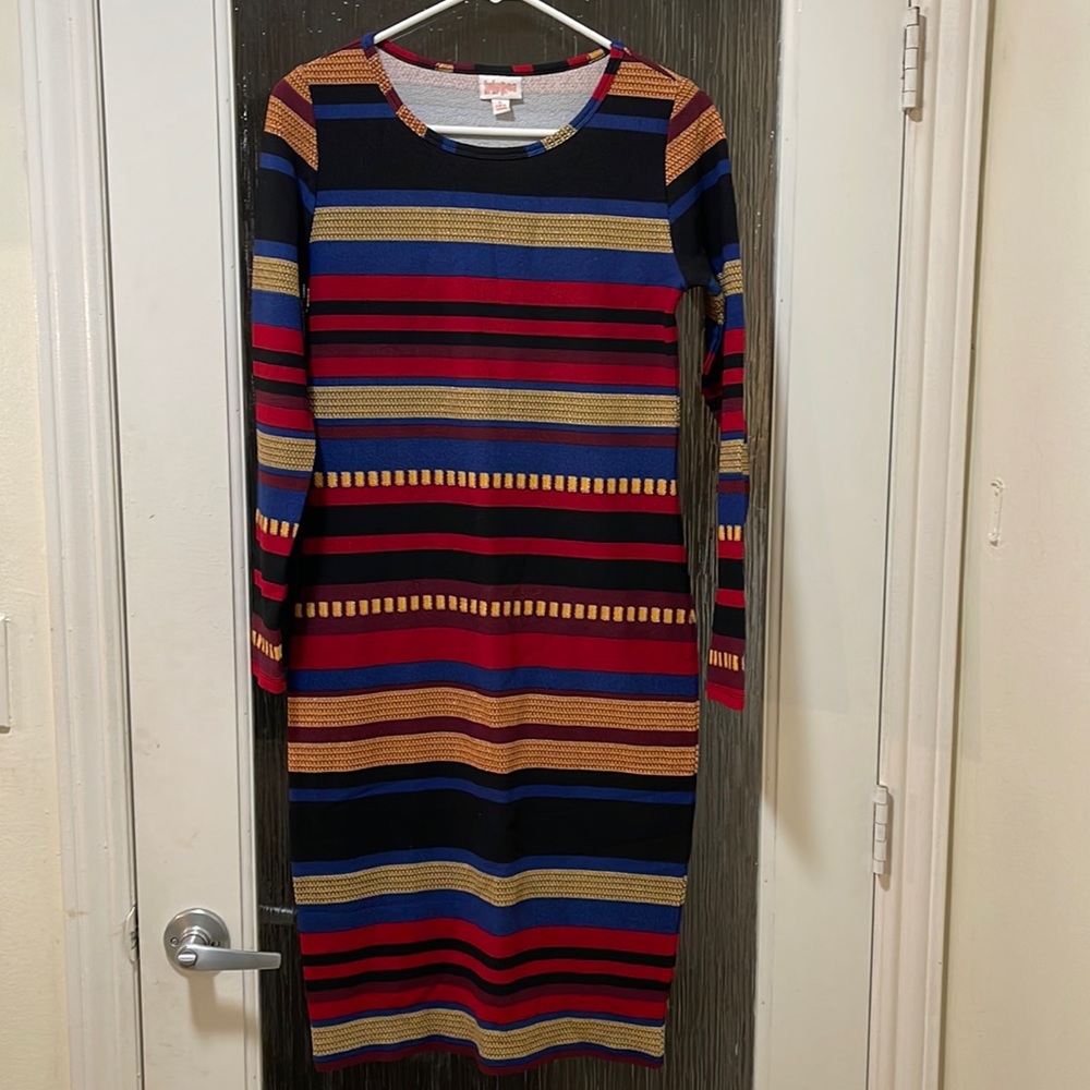 LuLaRoe Small Dress red stripe